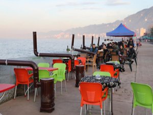 Rize'de Sahilde Soba Keyfi