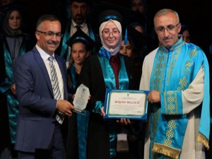 RTEÜ'de 13. Yıl Mezuniyet Coşkusu