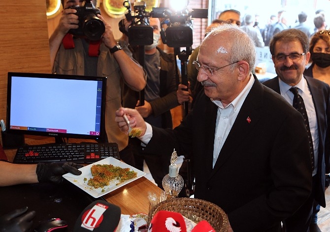 CHP Genel Başkanı Kılıçdaroğlu, Rize'de esnafı ziyaret etti galerisi resim 3