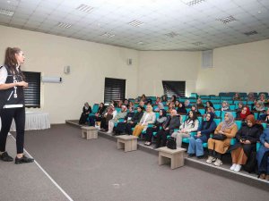 Narkotik Polisinden Kadınlara Uyuşturucu Semineri