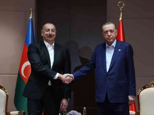 Cumhurbaşkanı Erdoğan, Azerbaycan Cumhurbaşkanı Aliyev İle Bir Araya Geldi