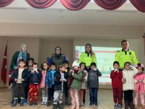 Erzincan’da Minik Öğrenciler “Trafik Dedektifi” Oldu