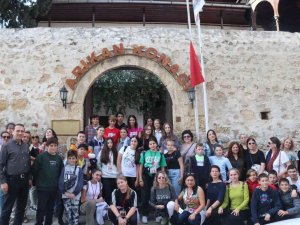 Yabancı Öğrenciler Kozan’ın Tarihine Hayran Kaldı
