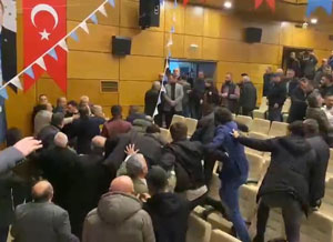İYİ Parti’nin Rize Merkez İlçe Kongresinde Kavga Çıktı
