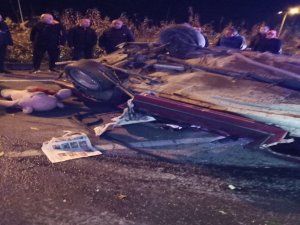 Rize'de "dur" ihtarına uymayıp polisten kaçan 4 kişi, kaza yapınca yaralandı
