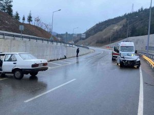 Amasya’da 3 Aracın Karıştığı Kazada 6 Yaralı