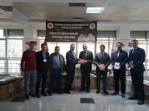 Tarsus Belediyesi Cezaevi Kütüphaneleri İçin 2 Bin 500 Adet Kitap Bağışladı