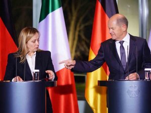 Almanya Başbakanı Scholz: "Göç Konusu, Avrupa’da Sadece Birlikte Üstesinden Gelebileceğimiz Bir Sorun"