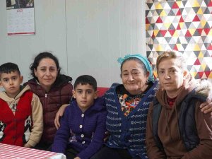 Mezitli Belediyesi Gönüllü Evi, Depremzede Aileye Kucak Açtı