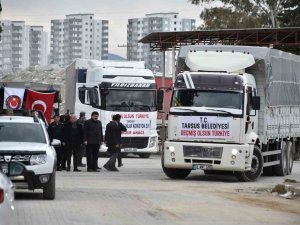 Tarsus Belediyesinin 4 Yardım Tırı Deprem Bölgesine Doğru Yola Çıktı