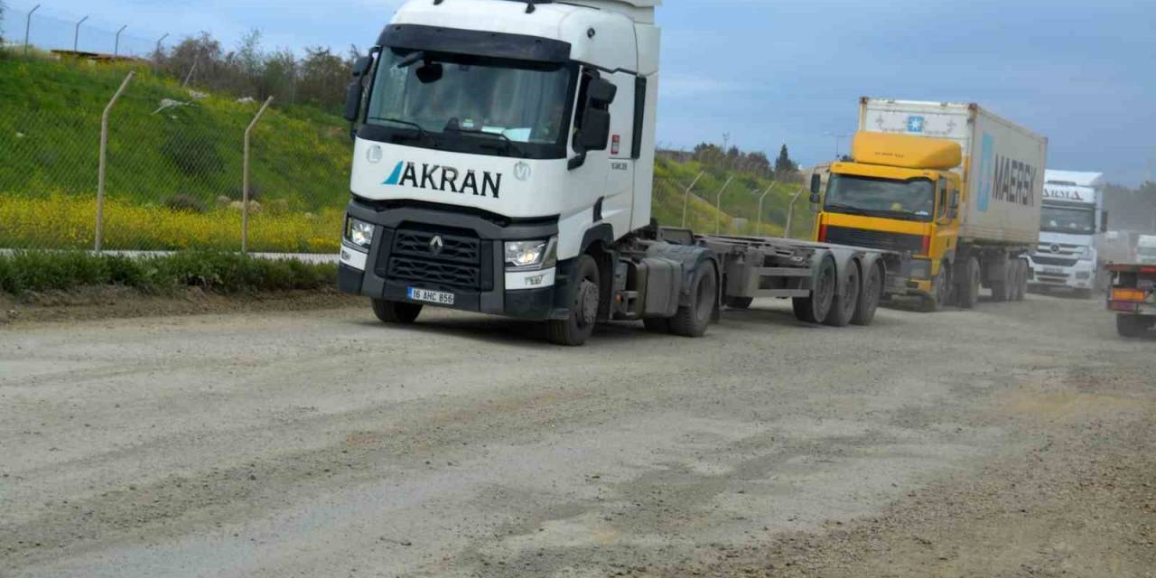 Şoförler Liman Yolundan Şikayetçi