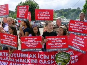 Silivri’de Kadın Ve Çocuklardan “Hafriyat Kamyonu” Eylemi