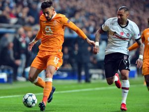 Dev Karşılaşmada 15 Dakikada Golsüz Geçti