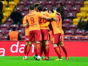 İlk 25 Dakikada Galatasaray Üstün