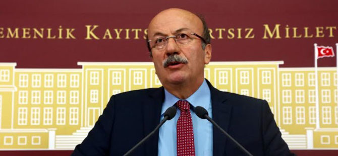 Milletvekili Mehmet Bekaroğlu'nun Anne Acısı