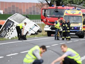 Polonyada bıçaklı saldırı: 1 ölü 8 yaralı Polonyada bıçaklı saldırı: 1 ölü 8 yaralı