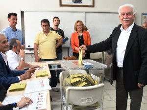 110 Bin 30 İmza Topladı, 98 Bin 25 Oy Aldı