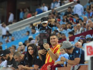 Spor Toto Süper Lig: Trabzonspor: 0 - Göztepe: 2 (Maç Devam Ediyor)
