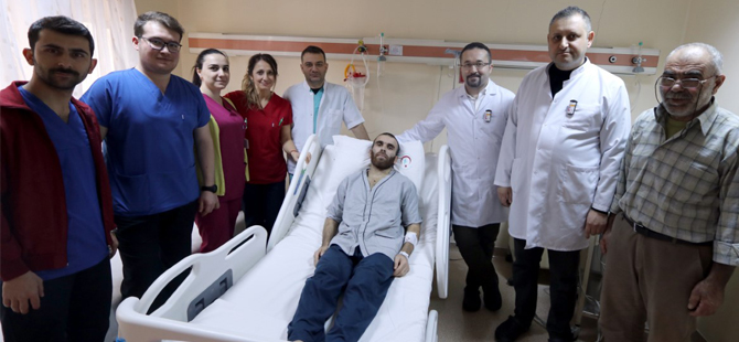 Ölüme Direnen Üniversiteli Genç, Yaşam Savaşını Kazandı