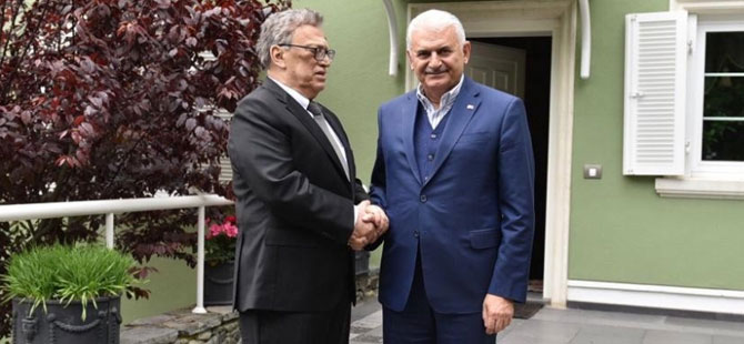 Yıldırım’dan Mesut Yılmaz’a Geçmiş Olsun Ziyareti
