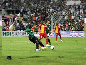 Spor Toto Süper Lig: Denizlispor : 0 - Galatasaray: 0 (Maç Devam Ediyor)
