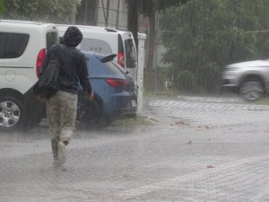 Çanakkale’de Sağanak Yağış