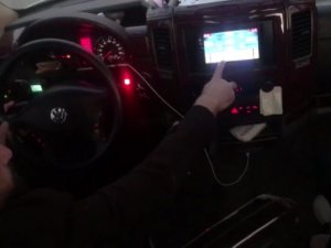 Seyir Halindeyken Okey Oynayan Şoförün Sürücü Belgesine El Konuldu
