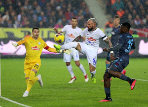 Çaykur Rizespor - Trabzonspor Maçının Günü Değişti