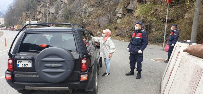 Rize’de Yolculara Koronavirüs Taraması Yapıldı. 5 Kişi de...