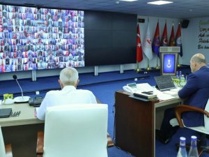 İçişleri Bakanı Soylu, Jandarma Komutanlarıyla Video Konferans Yöntemiyle Görüştü