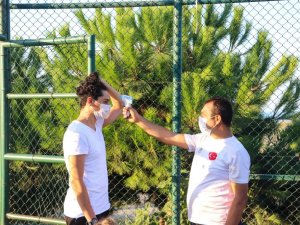Akçaabat’ta Ayak Tenisi Turnuvası