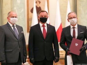 Polonya’nın Yeni Dışişleri Ve Sağlık Bakanı Göreve Başladı