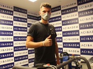 Sivasspor’un Yeni Transferi Robin Yalçın Sağlık Kontrolünden Geçti