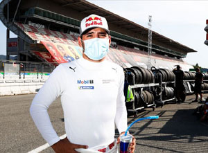 Rizeli Milli Otomobil Yarışçısı Ayhancan Güven, Porsche Super Kupa'nın Belçika Ayağında Birinci Oldu