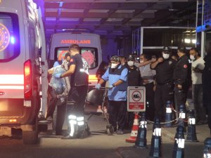 Köyde İki Aile Arasında Silahlı Taşlı Sopalı Kavga: 8 Yaralı