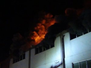 Mobilya Fabrikası Alevlere Teslim Oldu