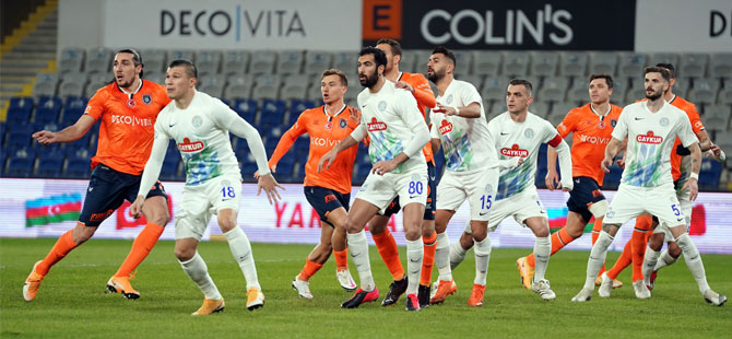 Çaykur Rizespor Son Şampiyon Başakşehir ile Deplasmanda Yenişemedi, Puanları Paylaştı