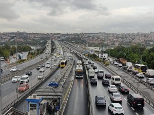 İ̇stanbul’daki Araç Sayısı 22 İlin Toplam Nüfusu Kadar