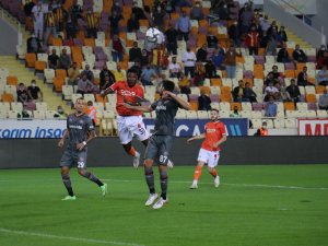 Tetteh’den 5 Maçta 3 Gollük Performans