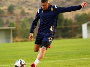 Yeni Malatyaspor, Antalyaspor Maçı Hazırlıklarını Sürdürdü
