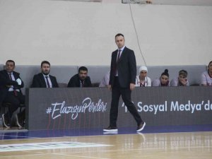 Elazığ İ̇l Özel İ̇dare Başantrenörü Hakan Acer: ’’Grup Maçlarına Galibiyetle Başlamak Önemliydi’’