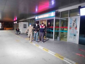 İ̇zmir Merkezli 41 İlde Fetö Operasyonu: Haklarında Gözaltı Kararı Verilen Çok Sayıda Şüpheliyi Yakalamak İçin Eş Zamanlı Operasyon Başlatıldı.