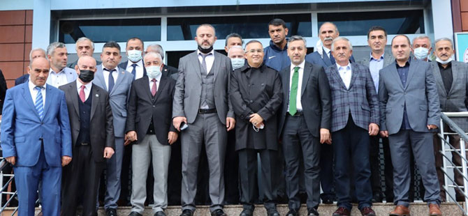 Vali Çeber, Rize Merkez Mahalle ve Köy Muhtarlarıyla Bir Araya Geldi