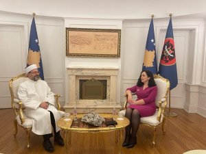 Kosova Cumhurbaşkanı Osmani, Diyanet İ̇şleri Başkanı Erbaş’ı Kabul Etti