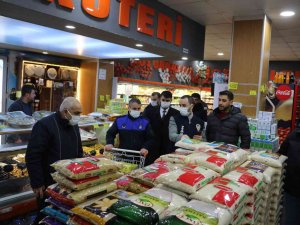Bitlis Belediyesi Ekiplerinden Market Denetimi