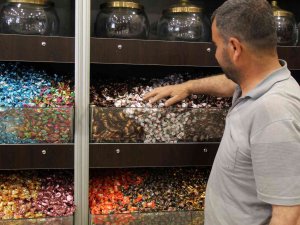 Mardin’de Bayram Şekeri Ve Çikolata Satışlarında Esnafın Yüzü Güldü