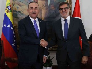 Çavuşoğlu, Venezuela Dışişleri Bakanı Plasencia İle Görüştü