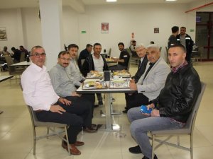 Emet Ve Hisarcık’ın Belediye Başkanları İşçilerle Birlikte Sahur Yaptı