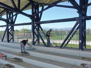 Yedek Stadın Tribünleri Boyanıyor