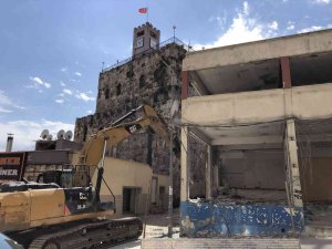 Sinop Meydan Projesi’nde Son Yıkımlar Başladı